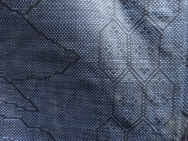 JAPANESE KIMONO / ANTIQUE KIMONO / SILK / DORO OSHIMA TSUMUGI / WOVEN KIKKO PATTERN / 5MARUKI